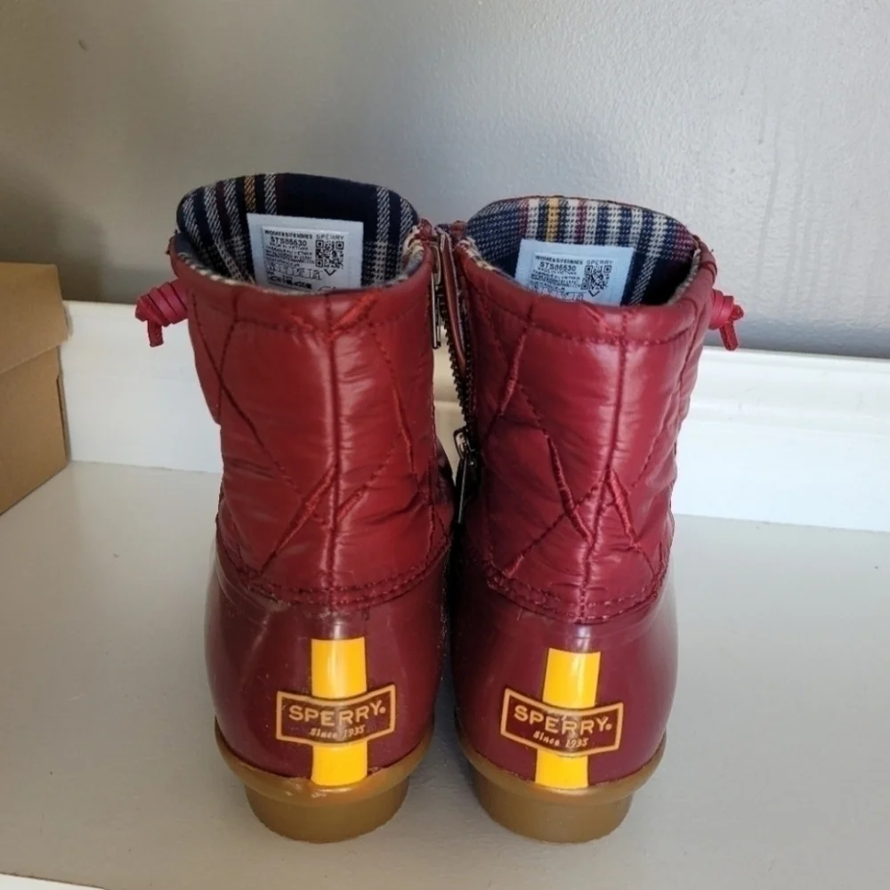 Sperry Women's Sperry, Saltwater Quilted Nylon Duck Boot Size 6.5 NEW